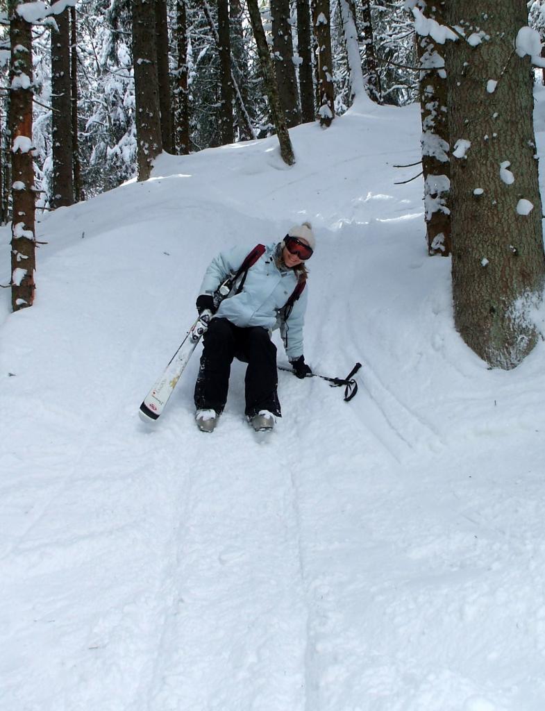 Pas assez doué pour suivre Valentin en ski dans les petits chemins !